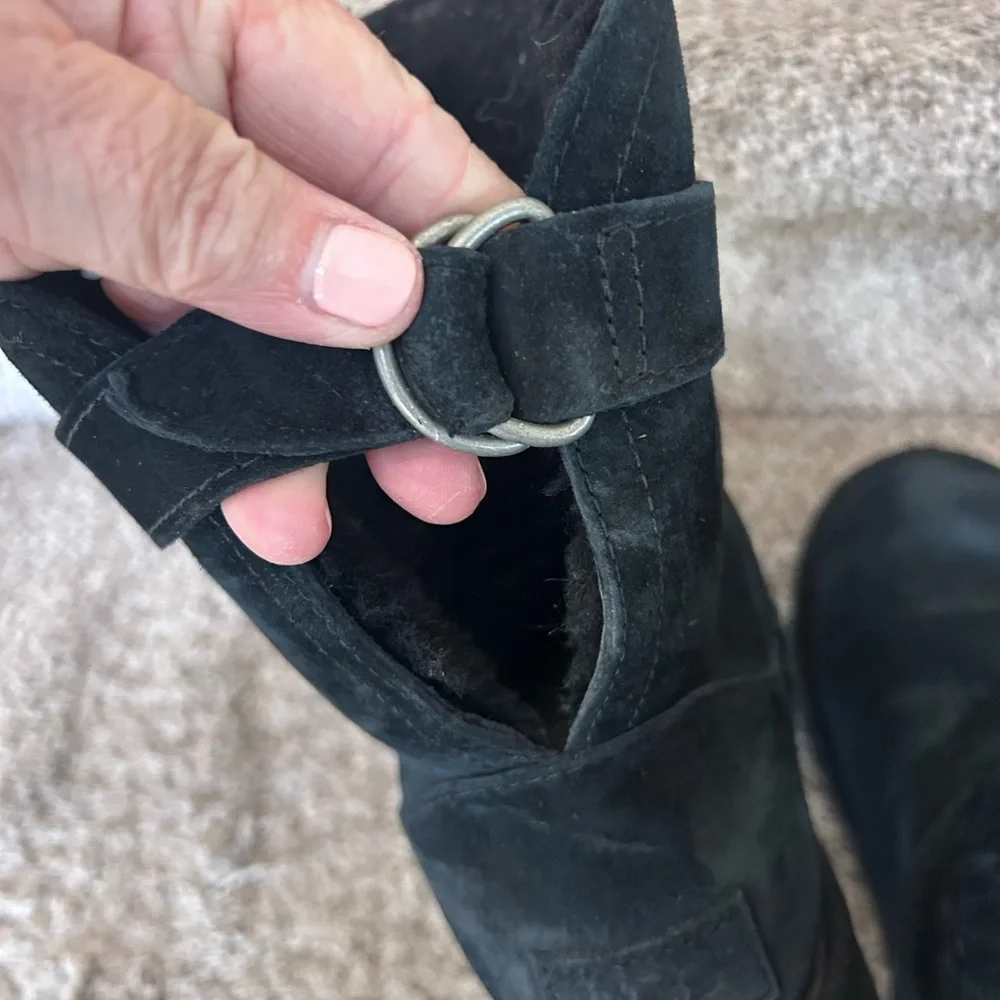 UGG Remora Black Suede Boots with Shearling Interior. Silver buckle. Y2K. Cozy.